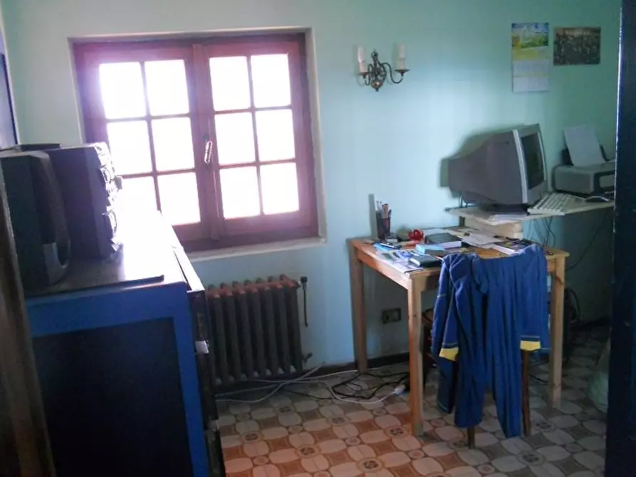 Immagine 20 di Villa in vendita  in VIA MONTECARBOLI 25 a Fosdinovo