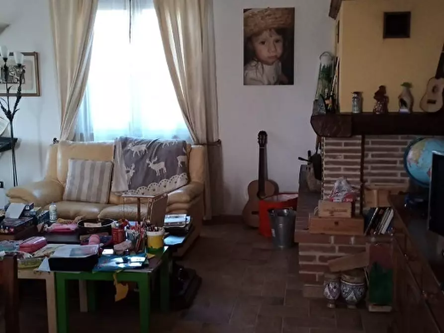 Immagine 9 di Casa semindipendente in vendita  in Marina di Carrara a Carrara