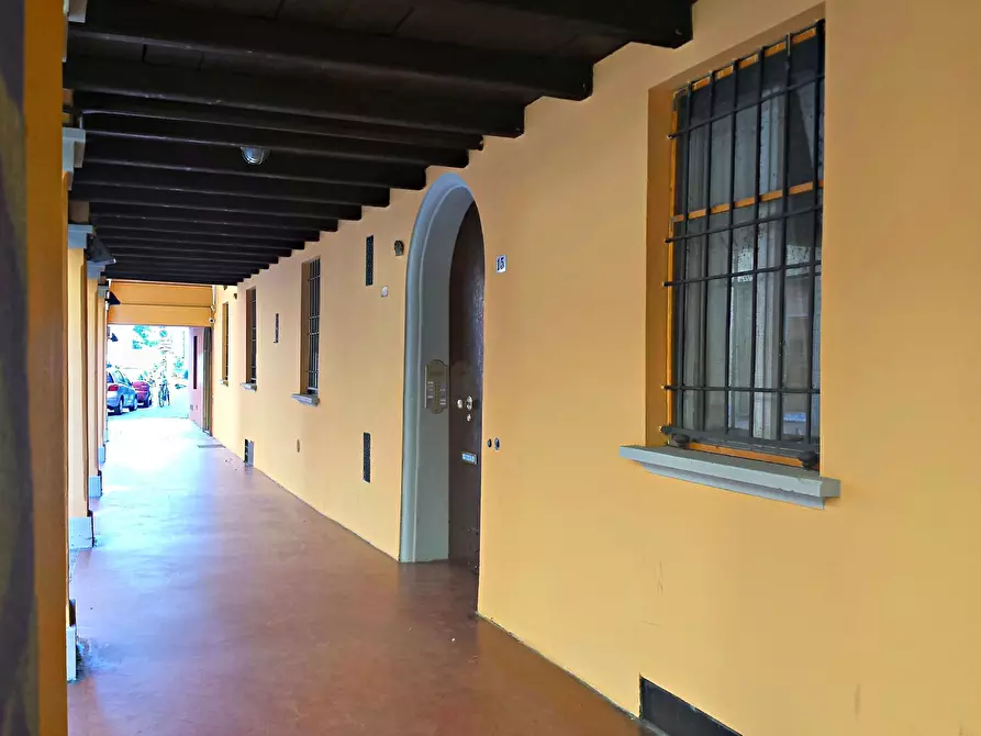 Immagine 3 di Monolocale in affitto  a Bologna