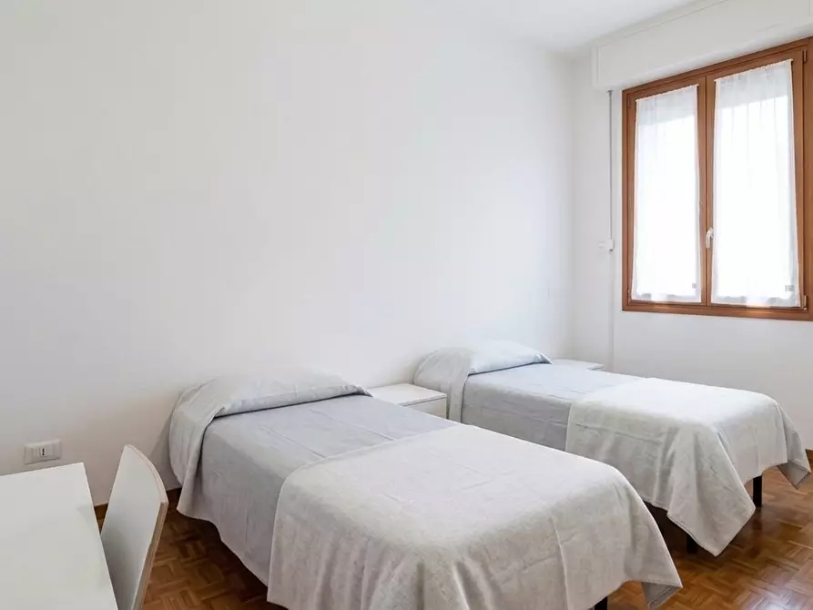 Immagine 4 di Bilocale in affitto  a Bologna