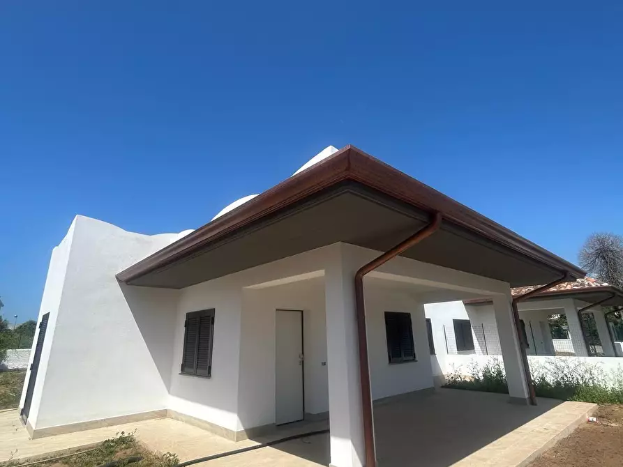 Immagine 1 di Casa bifamiliare in vendita  in Via Africa Orientale 43 a San Felice Circeo