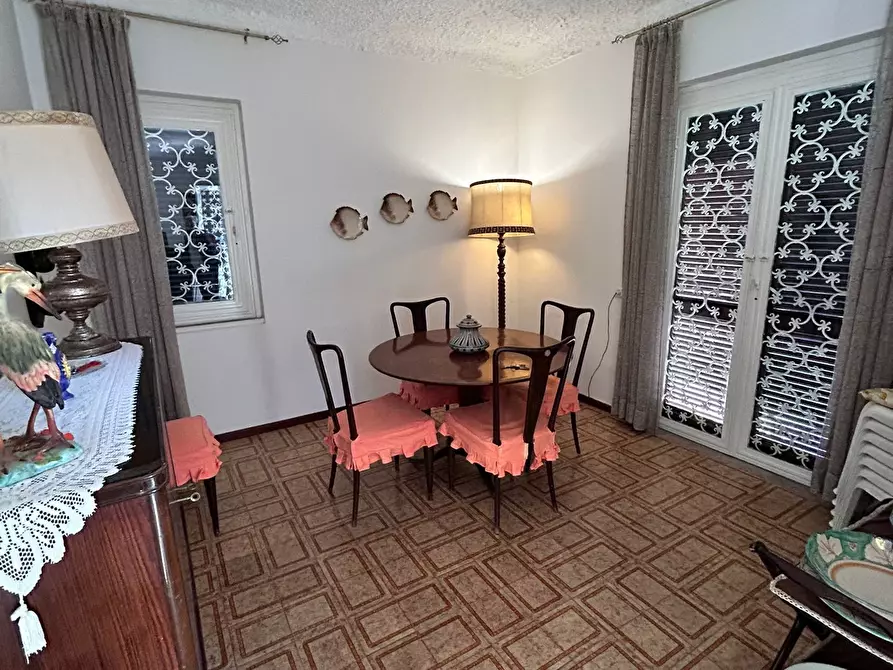 Immagine 6 di Casa bifamiliare in vendita  in Viale Alcide de Gasperi 130 a San Felice Circeo