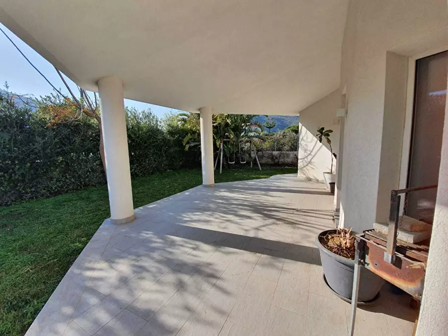 Immagine 3 di Villa in vendita  in Viale dell'Olimpo 49 a Palermo