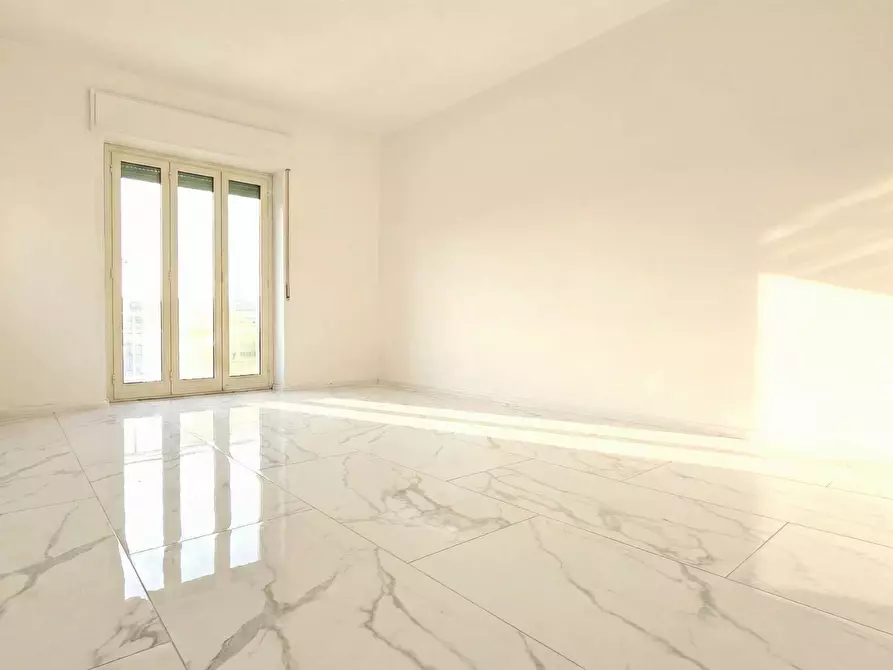 Immagine 17 di Pentalocale in vendita  in Viale Papa Giovanni XXIII 21 a Beinasco