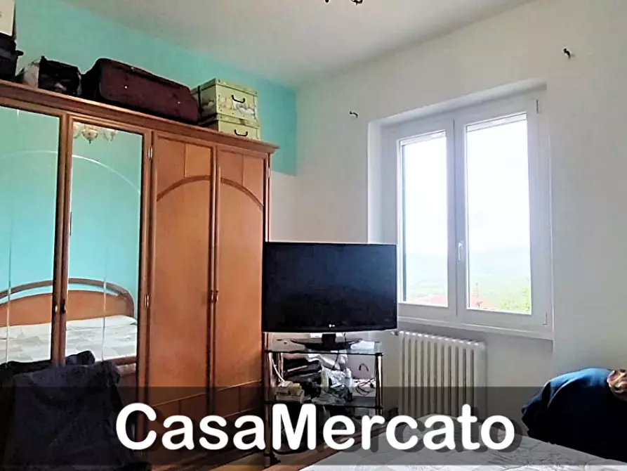 Immagine 10 di Bilocale in vendita  in Via Lucatelli a Rocca Di Papa