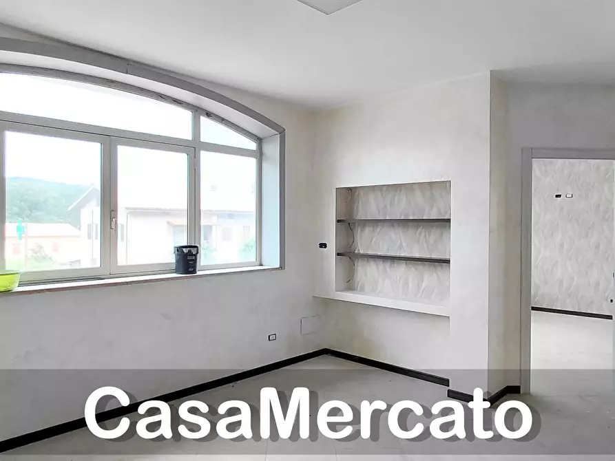 Immagine 8 di Ufficio in affitto  a Rocca Di Papa
