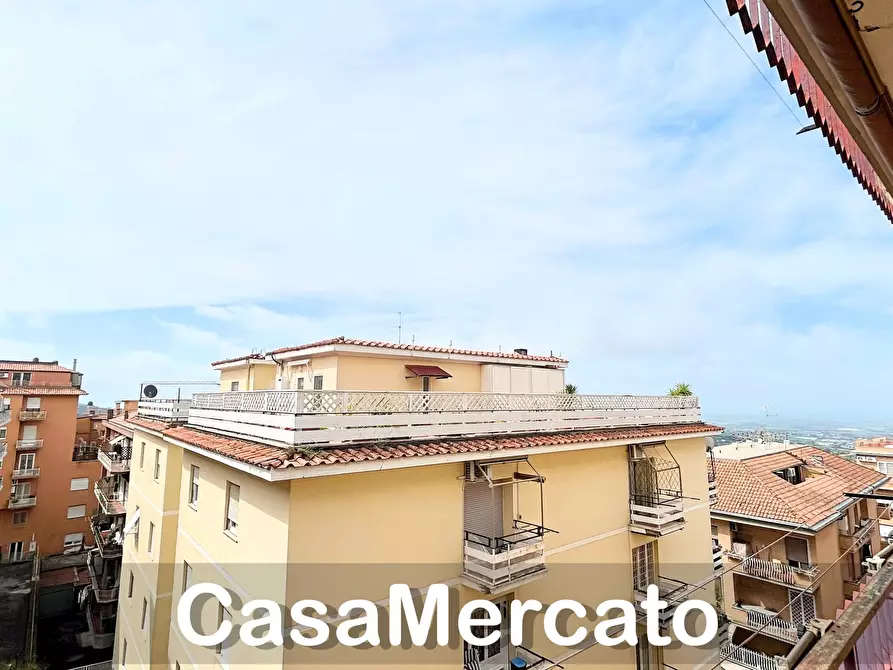Immagine 29 di Quadrilocale in vendita  in Via Orazio a Albano Laziale