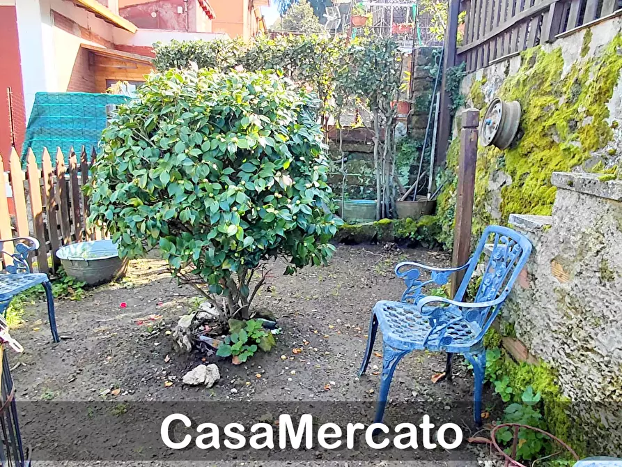 Immagine 20 di Quadrilocale in vendita  in Via Giuseppe Lucatelli a Rocca Di Papa