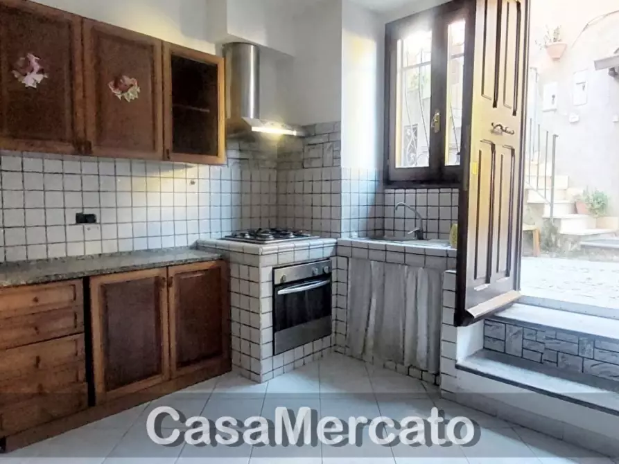 Immagine 5 di Garage in vendita  a Rocca Di Papa