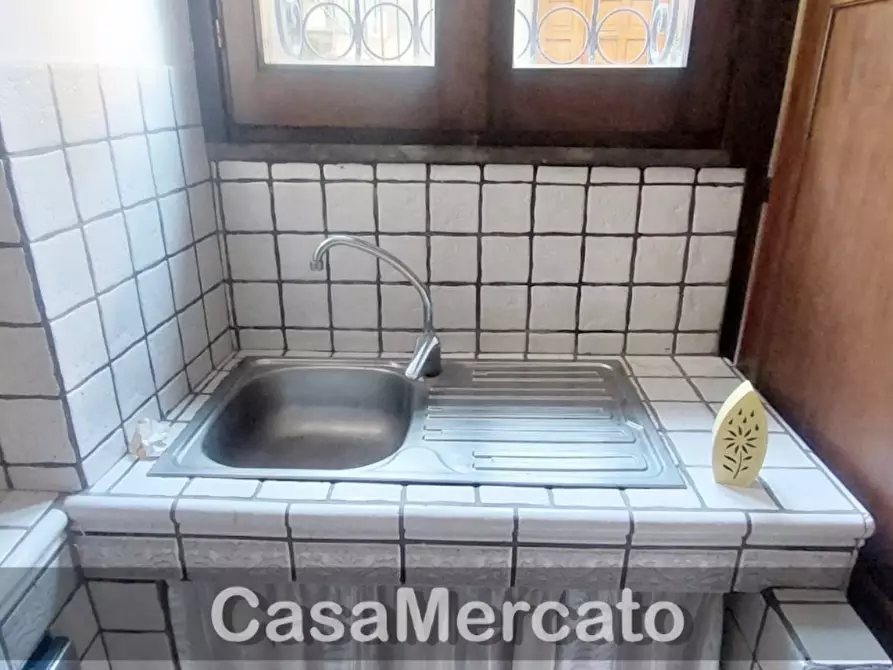 Immagine 9 di Garage in vendita  a Rocca Di Papa