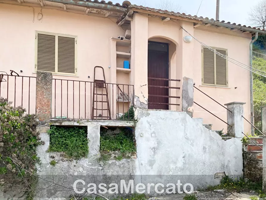 Immagine 1 di Casa indipendente in vendita  in via Frascati 142 a Rocca Di Papa