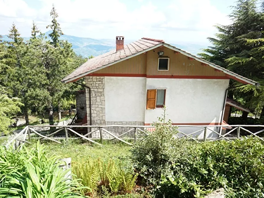 Immagine 9 di Casa indipendente in vendita  a Ascoli Piceno