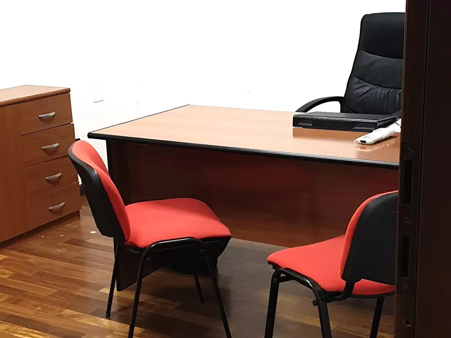 Immagine 3 di Ufficio in vendita  a San Benedetto Del Tronto