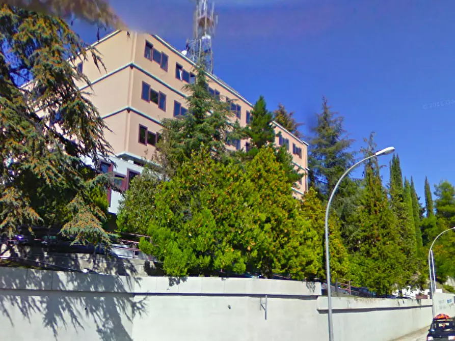 Immagine 1 di Palazzo in vendita  a Macerata