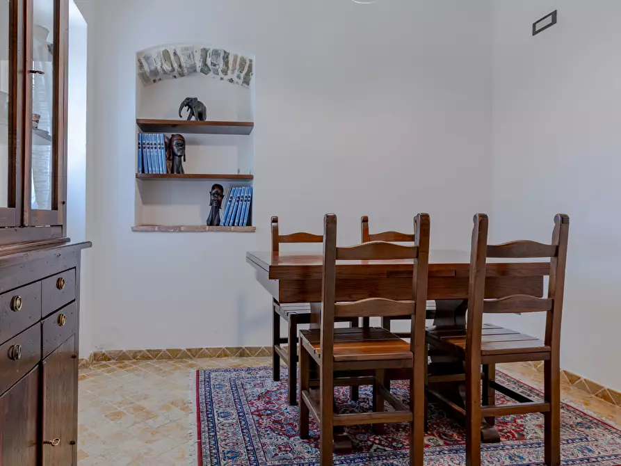 Immagine 27 di Casa indipendente in vendita  a Sarzana