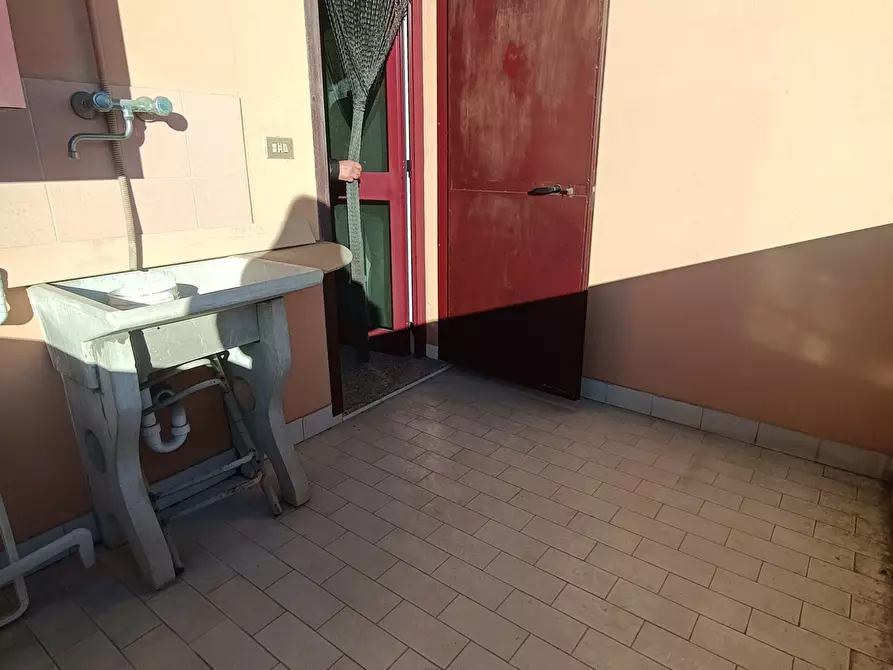 Immagine 5 di Locale commerciale in vendita  a San Benedetto Del Tronto