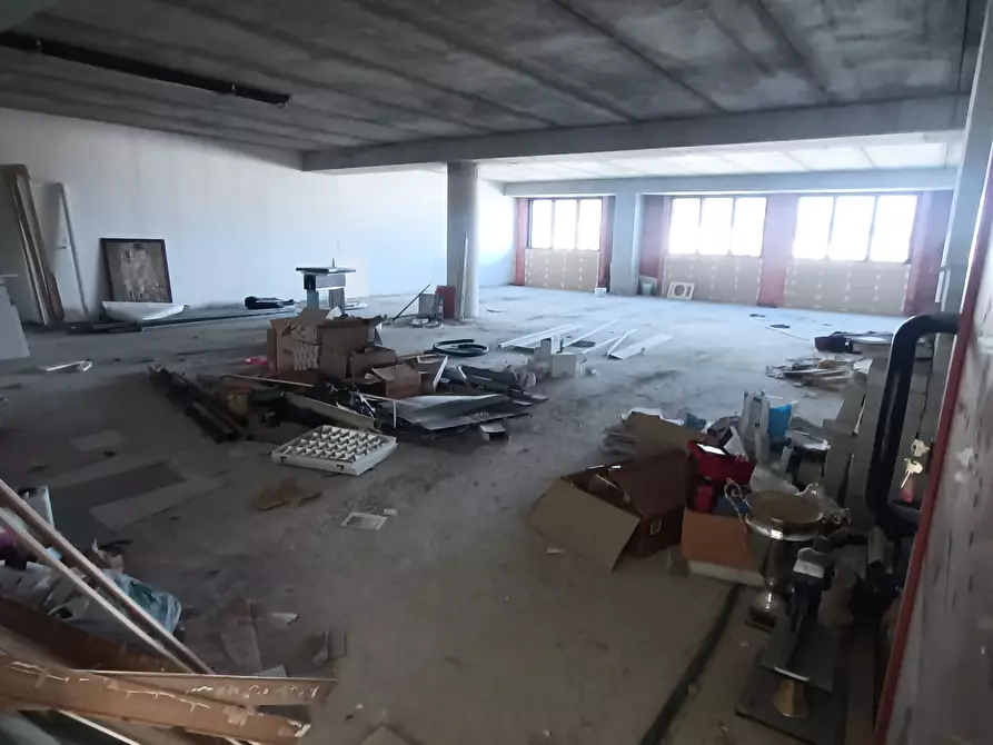 Immagine 6 di Ufficio in vendita  a San Benedetto Del Tronto