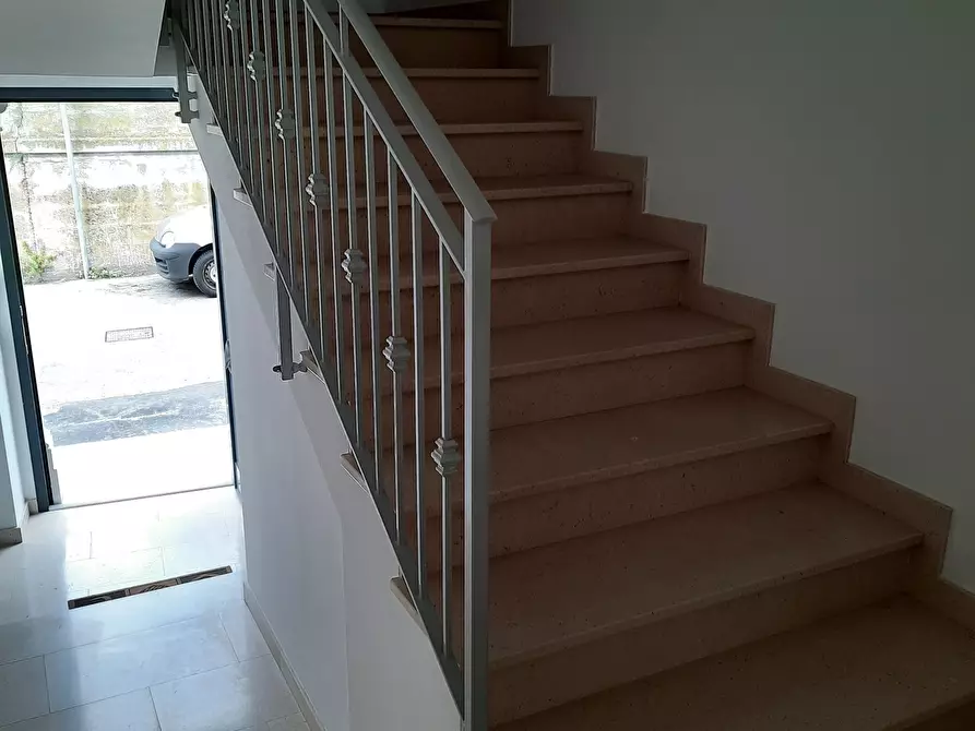 Immagine 10 di Bilocale in vendita  a Cupra Marittima