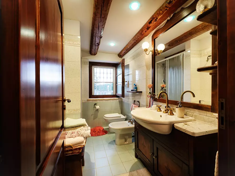 Immagine 24 di Casa indipendente in vendita  a Colonnella