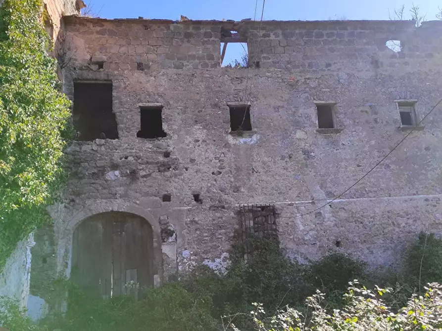 Immagine 15 di Palazzo in vendita  a Fisciano