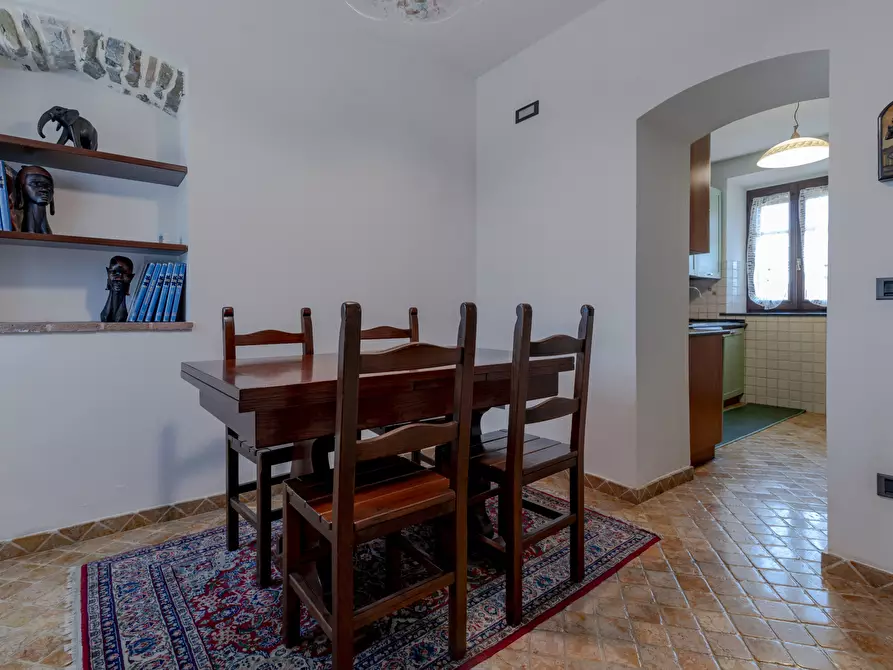 Immagine 28 di Casa indipendente in vendita  a Sarzana