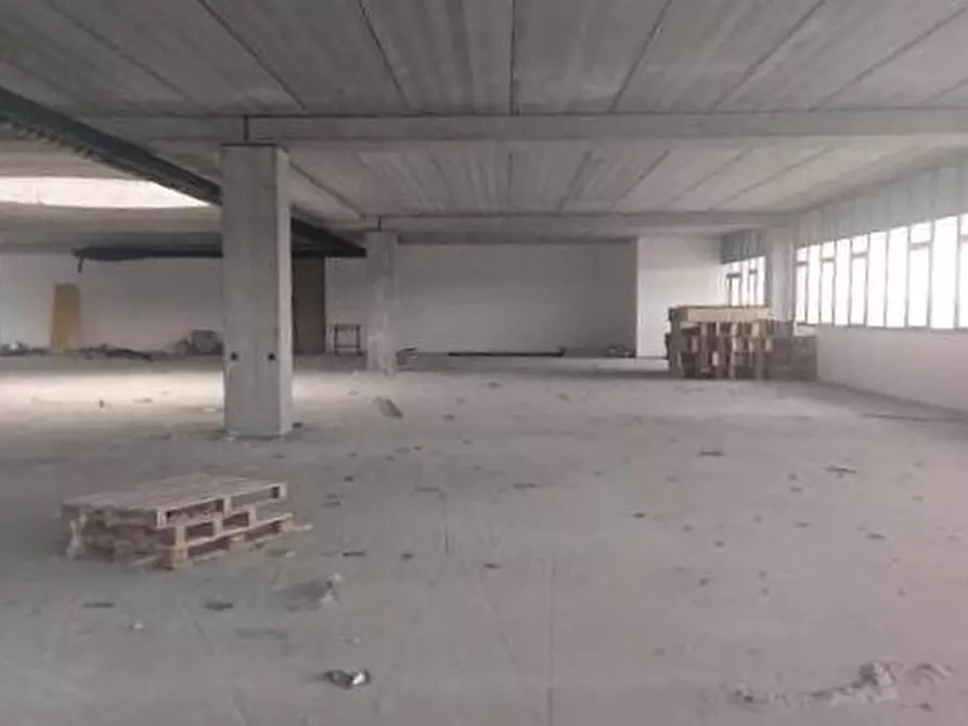 Immagine 5 di Capannone industriale in vendita  in VIA LUIGI EINUDI a Civitanova Marche