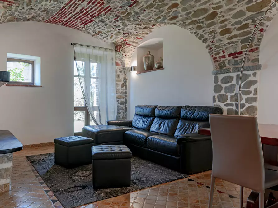 Immagine 16 di Casa indipendente in vendita  a Sarzana