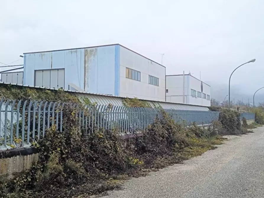 Immagine 6 di Capannone industriale in vendita  in Strada Statale 17 a Barisciano