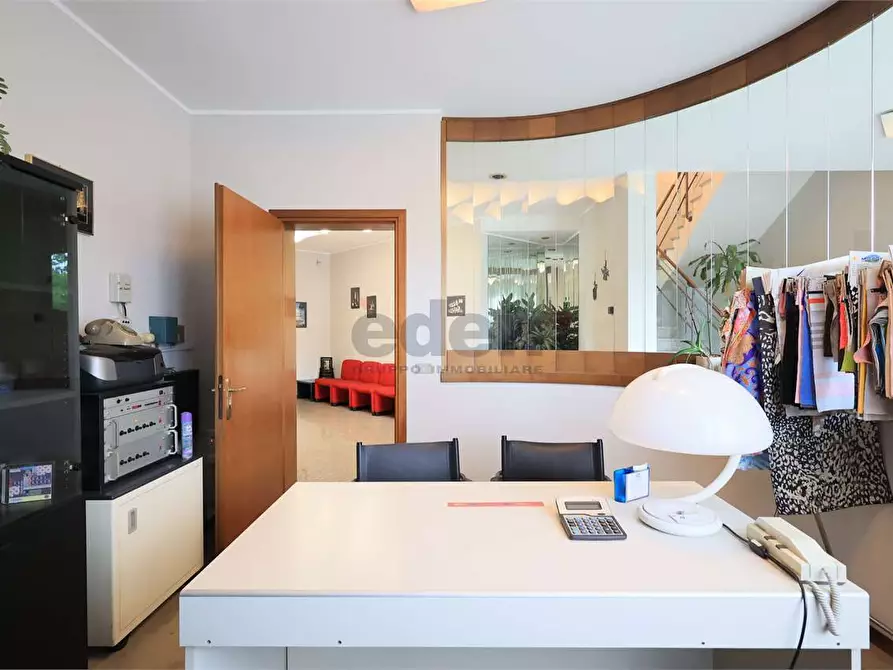 Immagine 12 di Ufficio in affitto  in Via Vittorio Bottego 49 a Modena