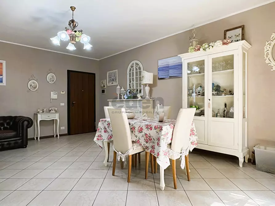 Immagine 7 di Trilocale in vendita  in Corso Martiri 242 a Castelfranco Emilia