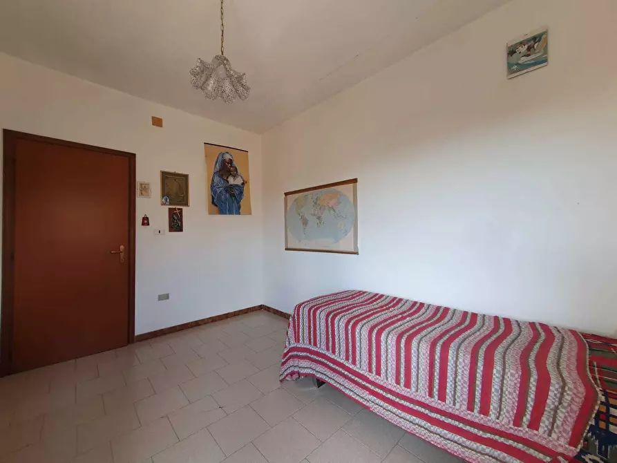 Immagine 34 di Appartamento in vendita  a Senorbì