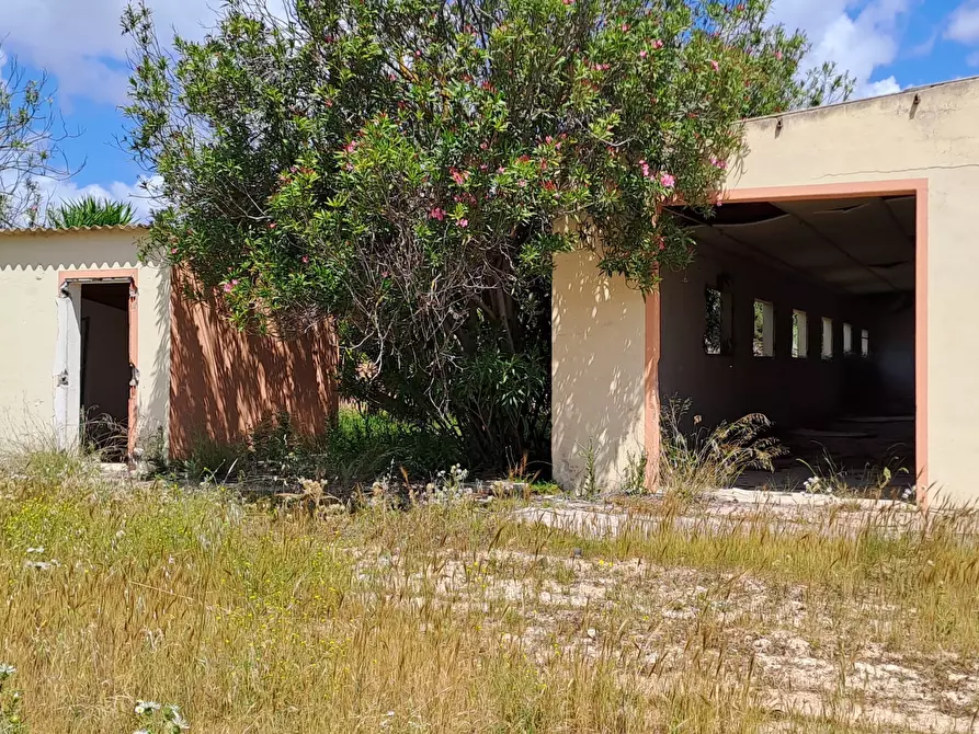 Immagine 22 di Casa indipendente in vendita  a Quartucciu