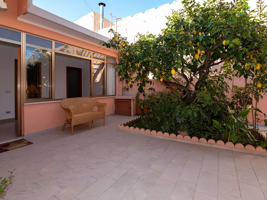 Immagine 5 di Casa indipendente in vendita  a Quartucciu