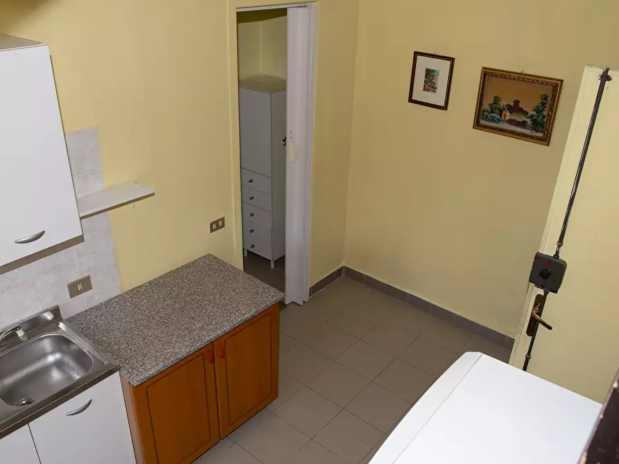 Immagine 9 di Bilocale in vendita  a Cagliari