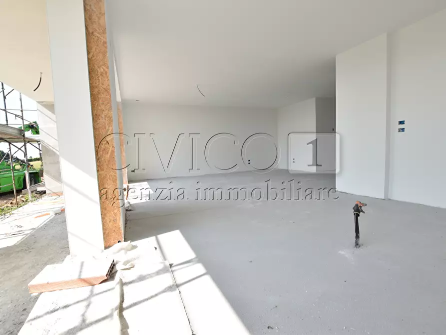 Immagine 14 di Villa in vendita  in via false a Monteviale