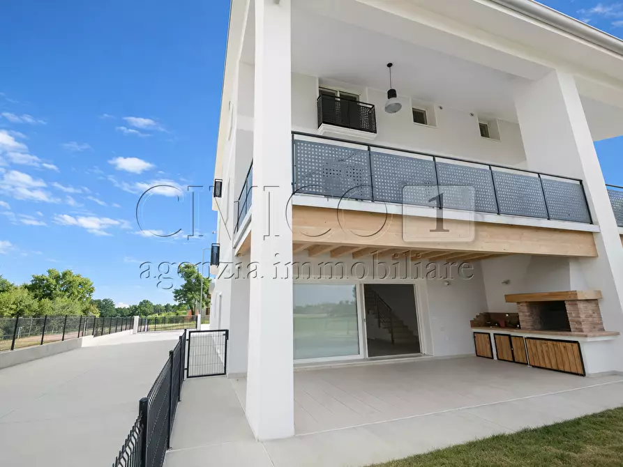 Immagine 5 di Casa bifamiliare in vendita  in Via Ponte 56 a Castegnero