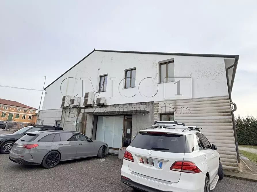 Immagine 15 di Laboratorio in affitto  in Via Italia Unita 1 a Torri Di Quartesolo