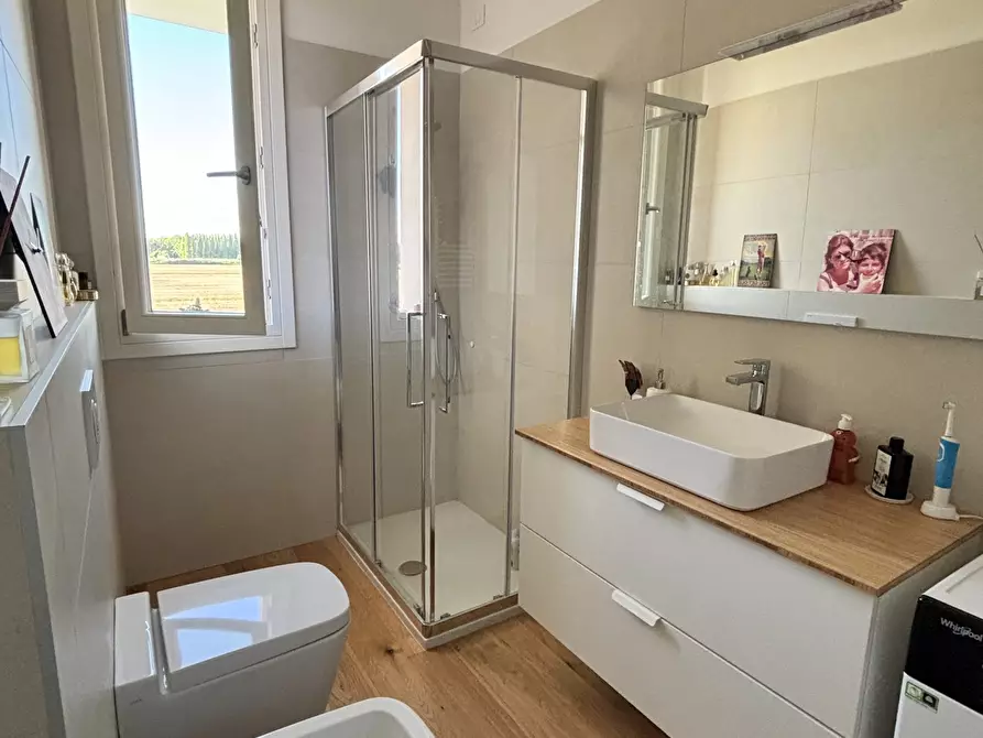 Immagine 8 di Casa semindipendente in vendita  in Via Ivone Grassetto a Jesolo