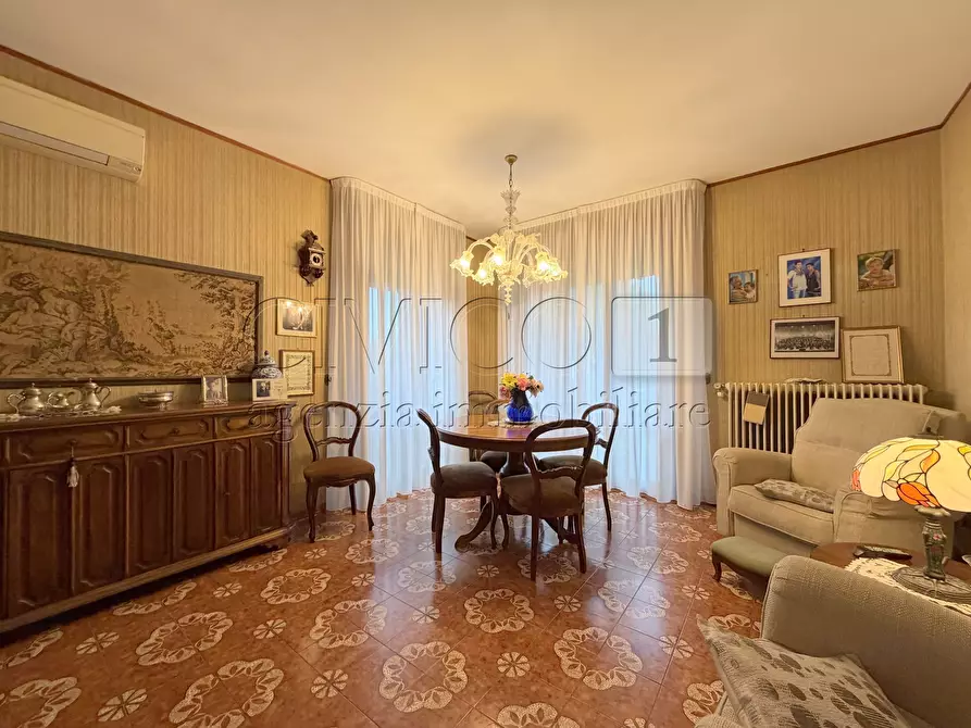 Immagine 5 di Appartamento in vendita  in Via Bernardino Stagnino a Venezia