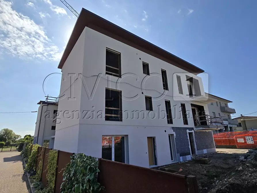 Immagine 4 di Appartamento in vendita  in Viale Riviera Berica 26 a Nanto