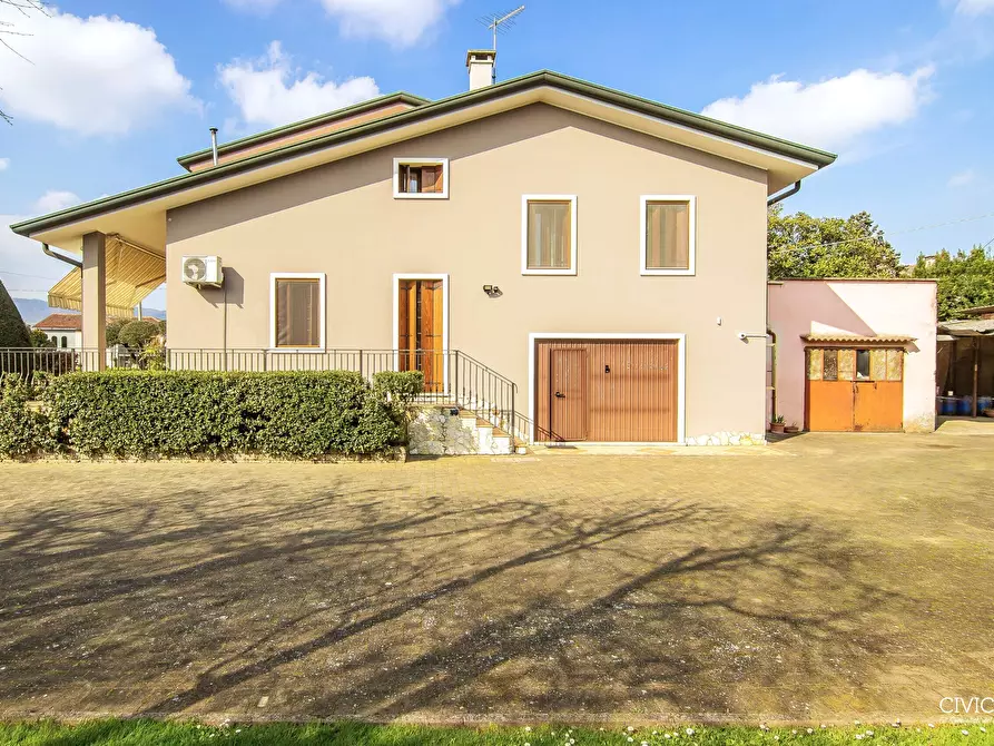 Immagine 4 di Casa bifamiliare in vendita  in Via Ponte 88 a Barbarano Mossano