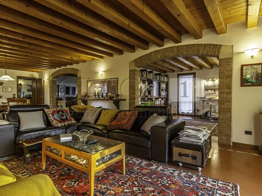 Immagine 10 di Rustico / casale in vendita  in Via Bagnolo 12 a Longare