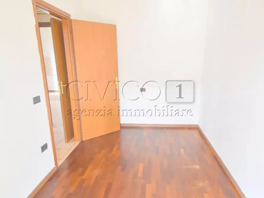 Immagine 10 di Appartamento in vendita  in Via Ponte Napoleone 22 a Camisano Vicentino
