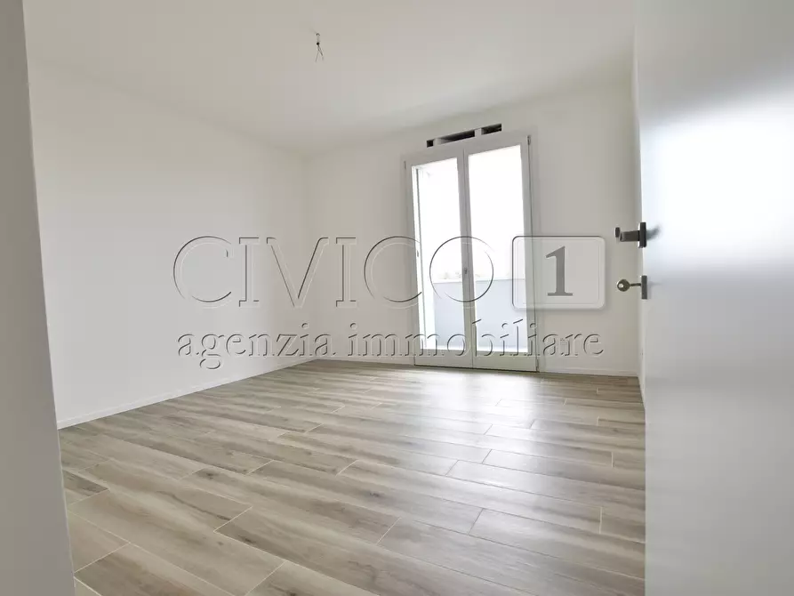 Immagine 4 di Appartamento in vendita  in Via Raggio di Sole a Padova