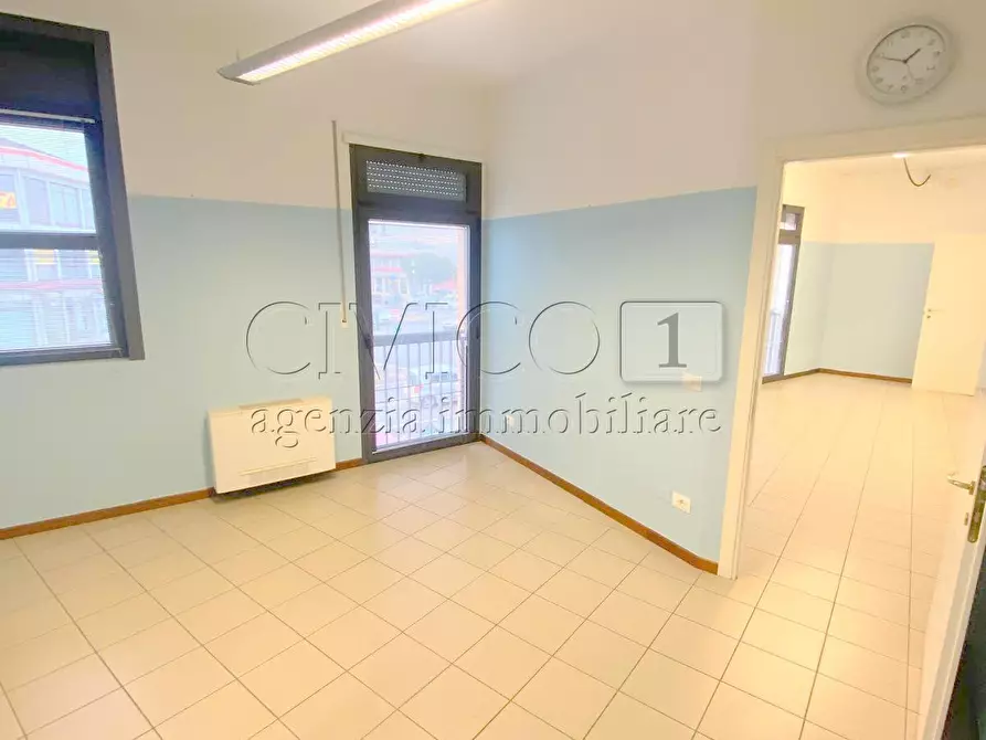 Immagine 13 di Ufficio in affitto  in Via Italia Unita 1 a Torri Di Quartesolo
