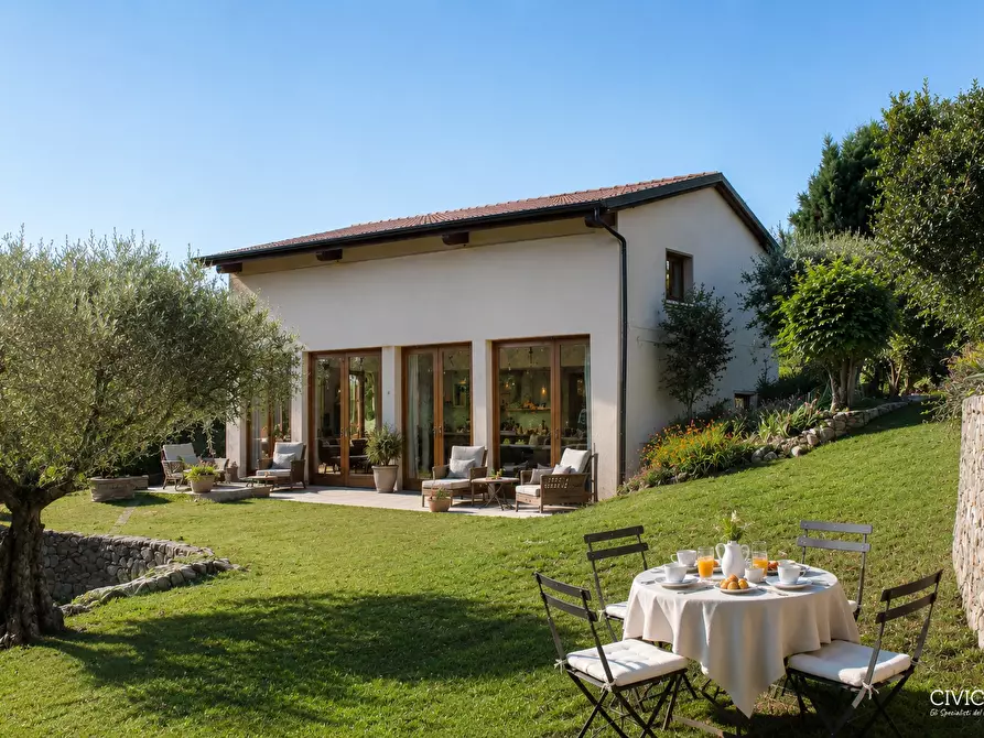 Immagine 32 di Casa indipendente in vendita  a Brendola