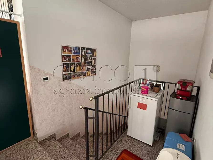 Immagine 6 di Locale commerciale in affitto  in Via Italia Unita 1 a Torri Di Quartesolo