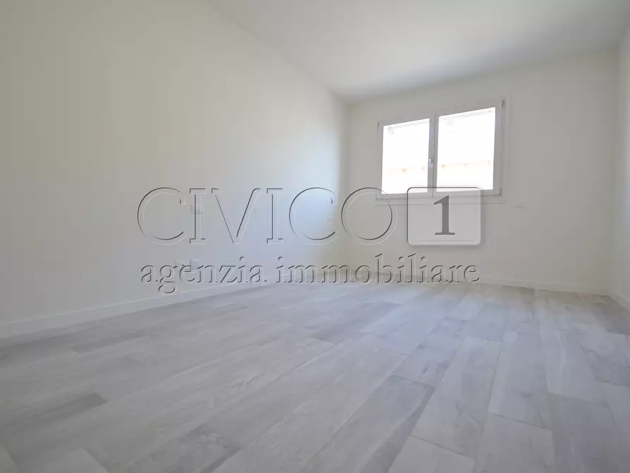 Immagine 14 di Attico in vendita  in Via Buccia a Limena