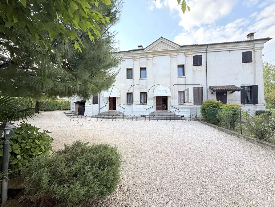 Immagine 1 di Appartamento in vendita  in Via IV Novembre 4 a Grisignano Di Zocco
