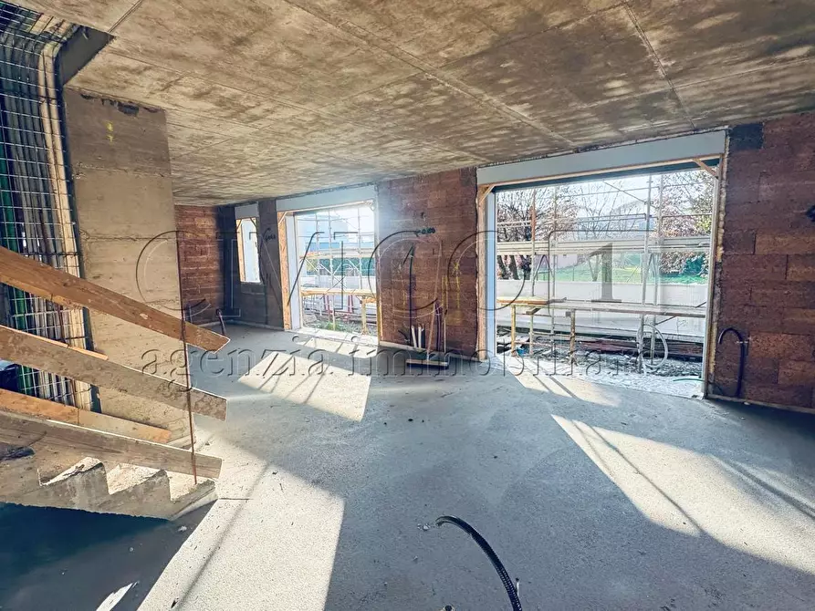 Immagine 15 di Villa in vendita  in Via Alessandro Volta a Curtarolo